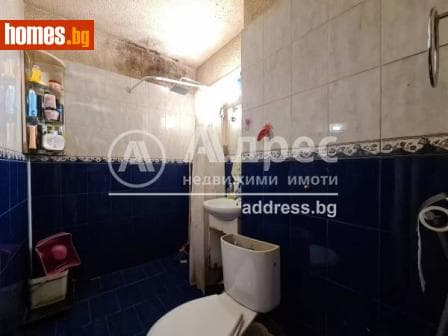 Тристаен, 86m²