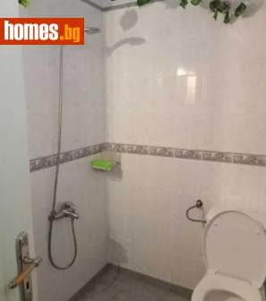 Тристаен, 90m²