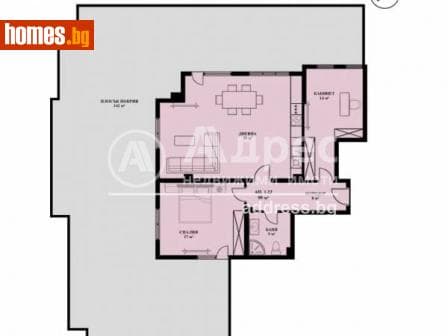 Тристаен, 111m²