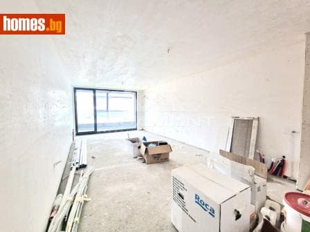 Тристаен, 142m²