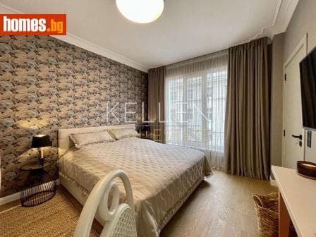 Тристаен, 95m²