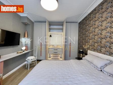 Тристаен, 95m²