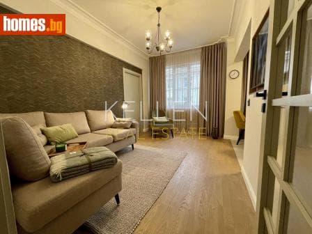 Тристаен, 95m²