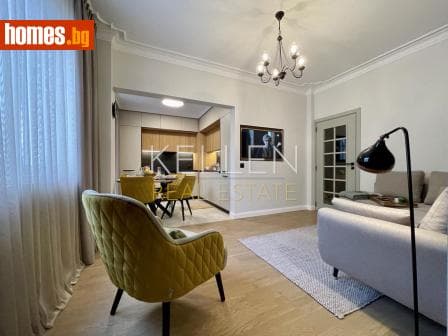 Тристаен, 95m²