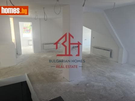 Тристаен, 180m²