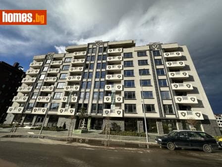 Тристаен, 188m²