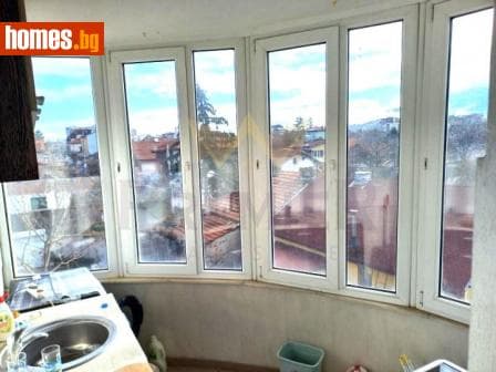Двустаен, 67m²