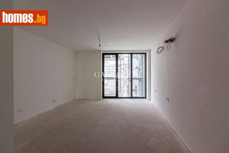 Тристаен, 138m²