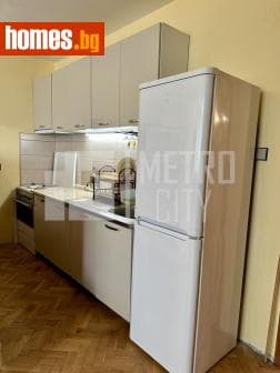 Тристаен, 86m²