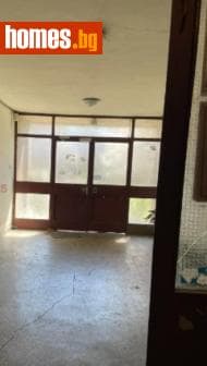 Двустаен, 71m²