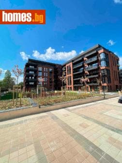 Тристаен, 132m²