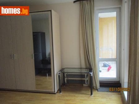 Двустаен, 70m²