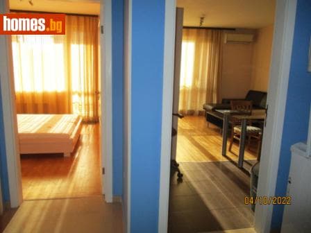 Двустаен, 70m²