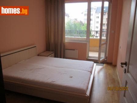Двустаен, 70m²