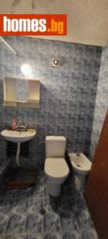 Тристаен, 93m²