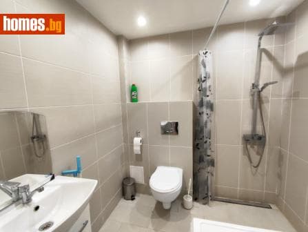 Двустаен, 70m²