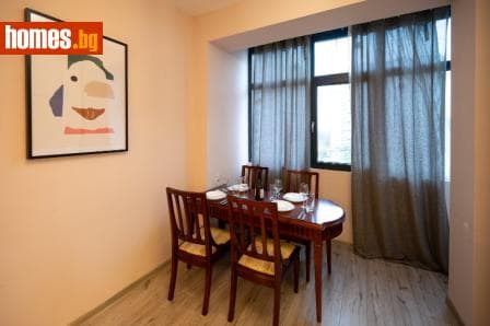 Двустаен, 70m²