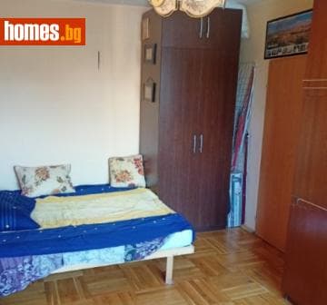 Тристаен, 99m²