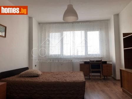 Тристаен, 85m²