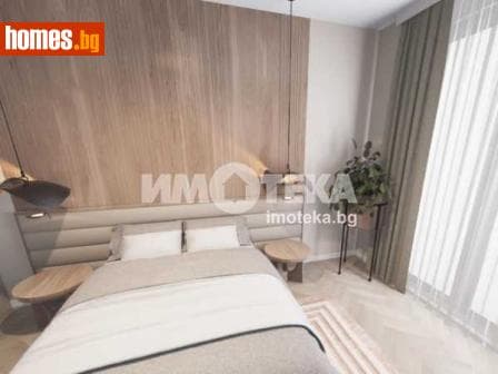 Тристаен, 115m²