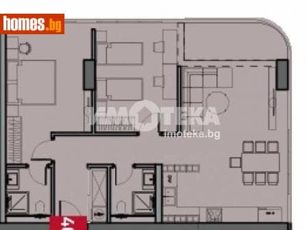 Тристаен, 115m²