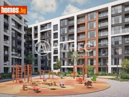 Тристаен, 124m²