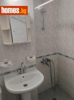 Двустаен, 65m²