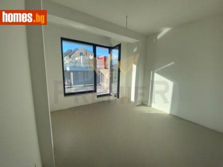 Четиристаен, 226m²