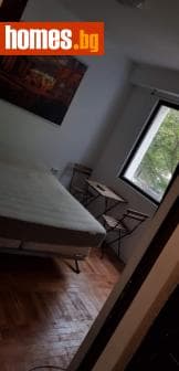 Тристаен, 60m²