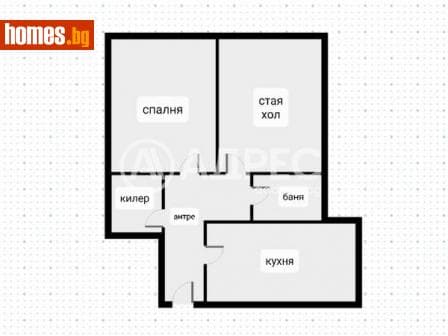 Тристаен, 82m²