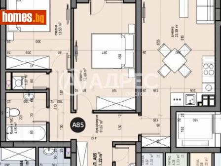 Тристаен, 101m²
