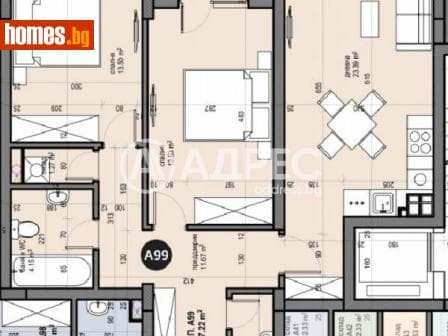 Тристаен, 101m²