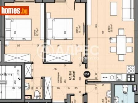 Тристаен, 99m²