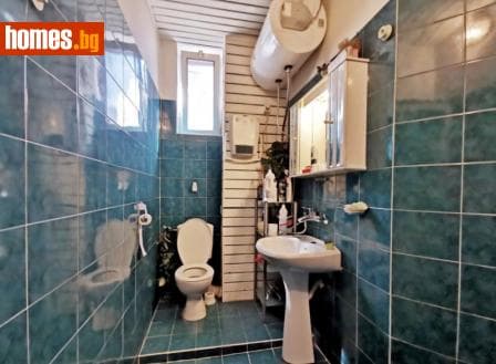 Тристаен, 117m²