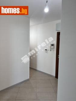 Тристаен, 126m²