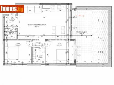 Тристаен, 117m²