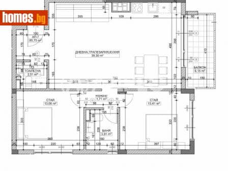 Тристаен, 125m²