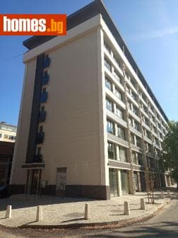 Тристаен, 110m²