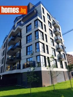 Тристаен, 127m²