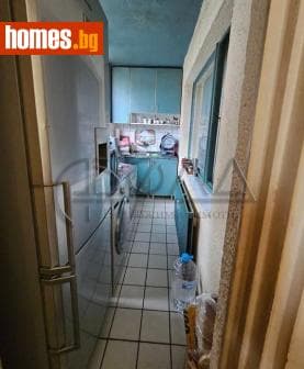 Тристаен, 104m²