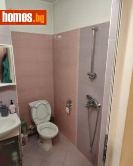 Тристаен, 78m²