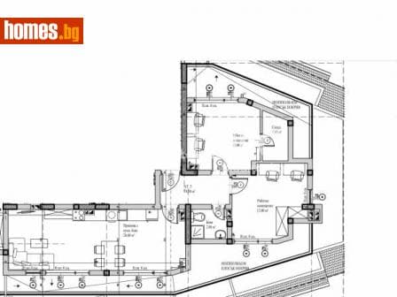 Тристаен, 90m²