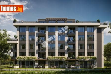 Тристаен, 104m²