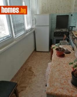 Двустаен, 75m²