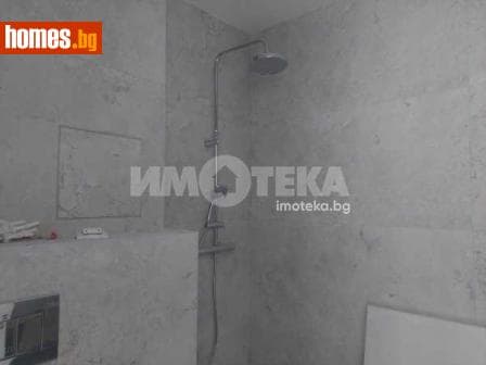 Тристаен, 94m²