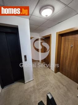 Двустаен, 83m²