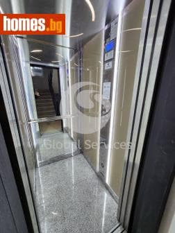 Двустаен, 83m²