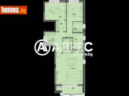 Тристаен, 132m²