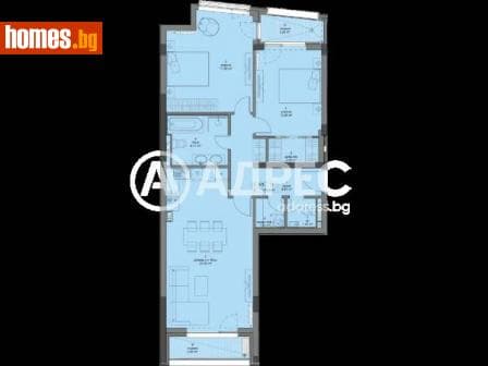 Тристаен, 122m²