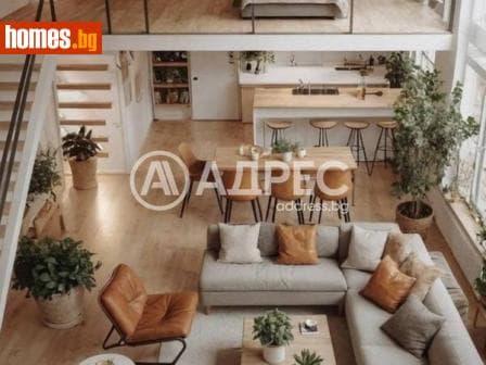 Тристаен, 109m²